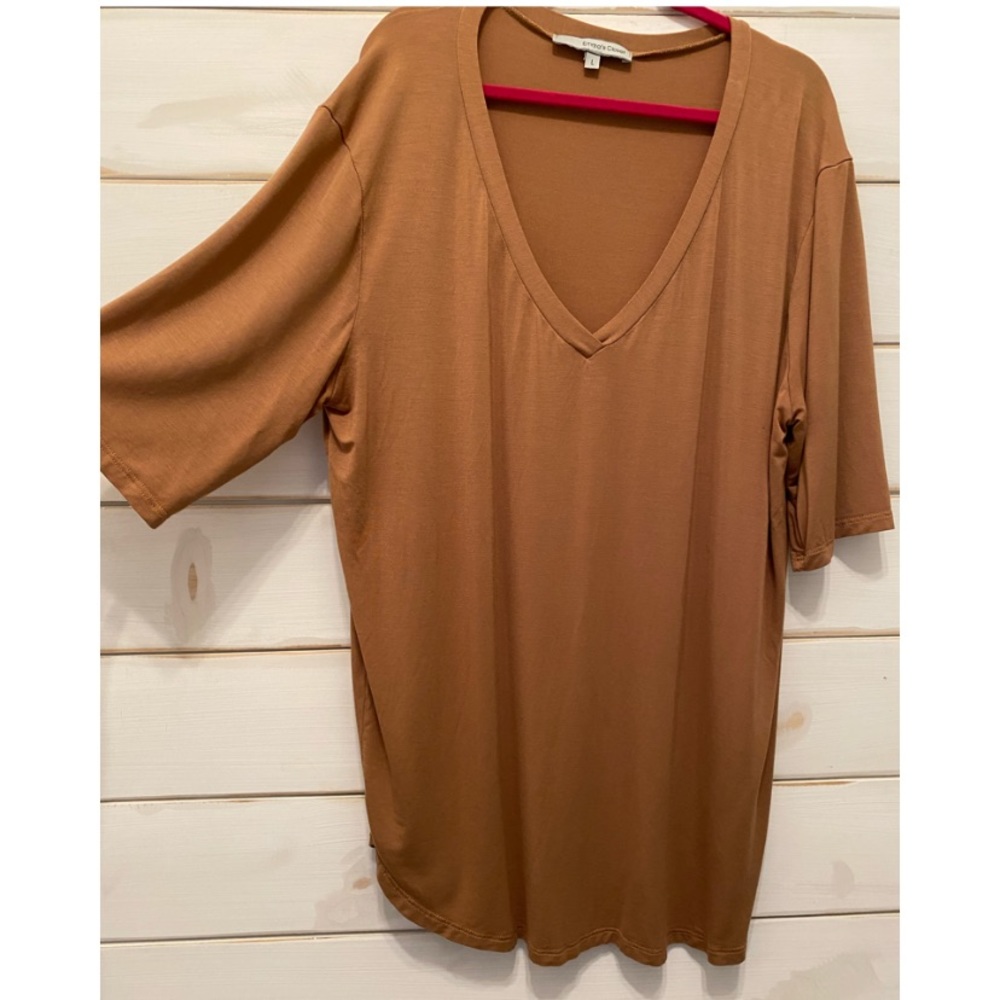 Tan VNeck